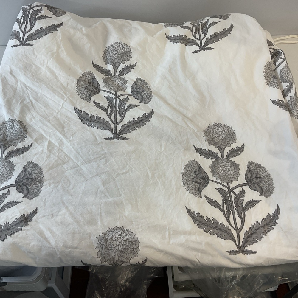 Pottery Barn Annelyse Duvet Cover Gray white cotton‎ percale floral RARE KING